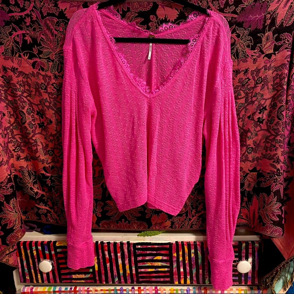 FREE PEOPLE PINK KNIT LONG SLEEVE